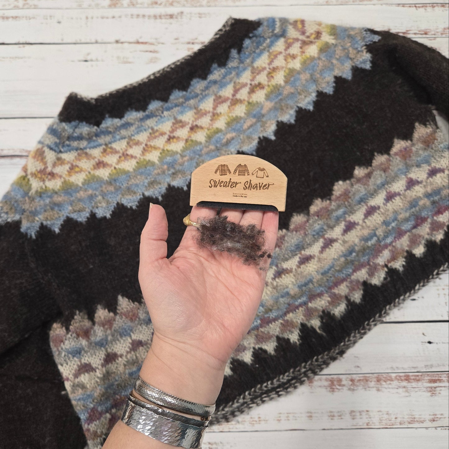 Sweater Shaver - Sweater Design