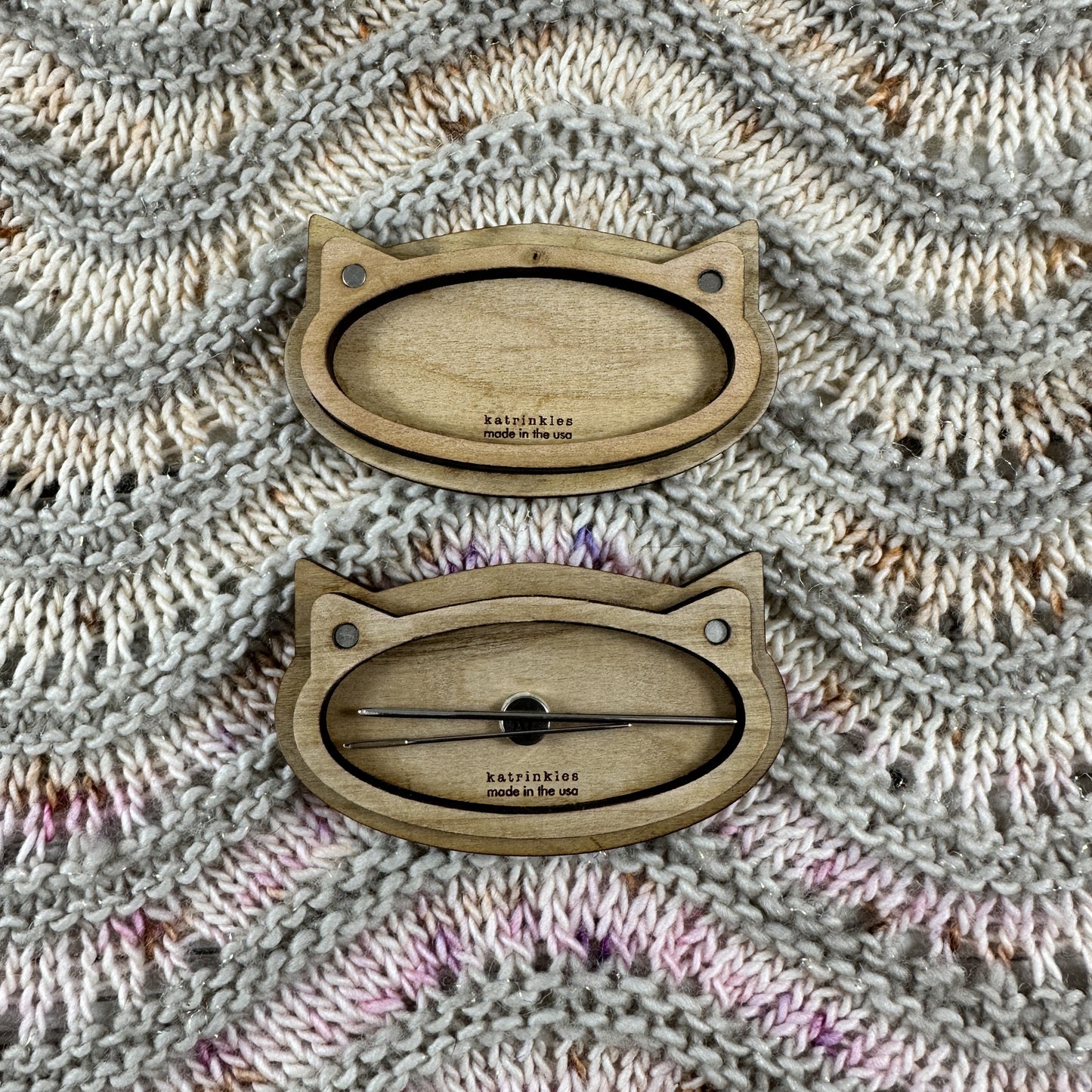 Magnetic Cat Needle Box