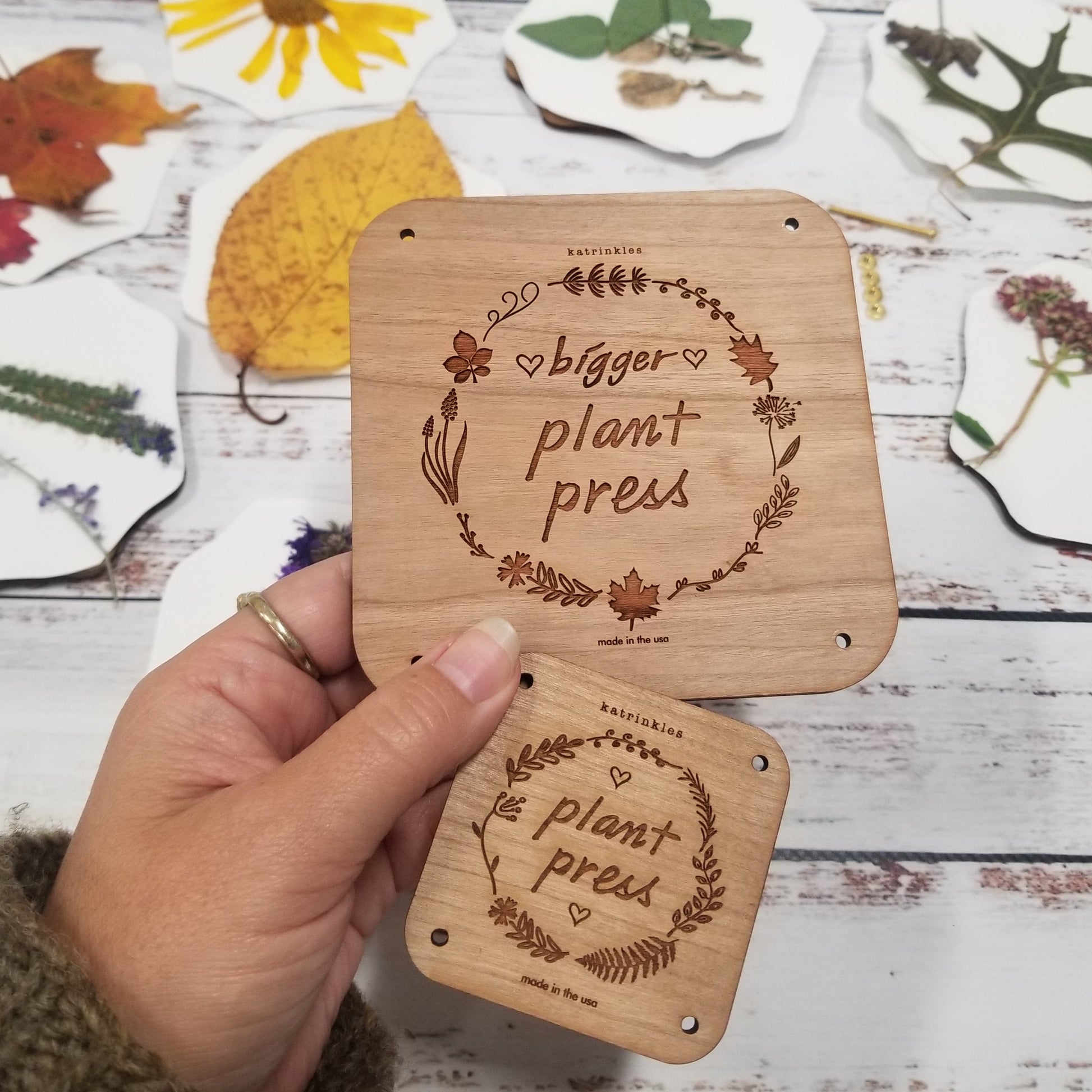 Flower Press, Leaf Press, Plant Press, 6 x 8 inch 4 Layers Nature Press  Including Instructions for Making Specimen and Greeting Cards