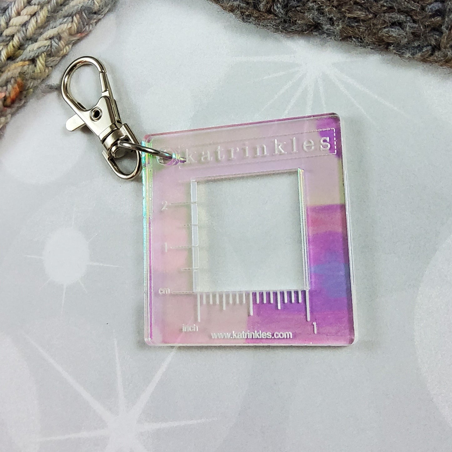 Holiday Collection 2023 Iridescent Acrylic Gauge Swatch Ruler Fob Clip