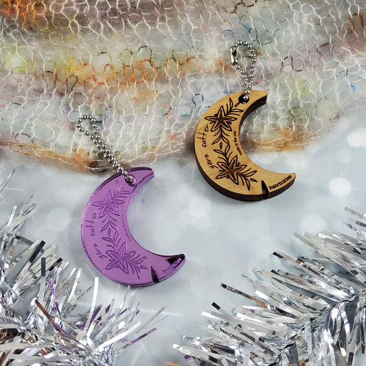 2025 Holiday Collection - Moon Shape Yarn Cutter