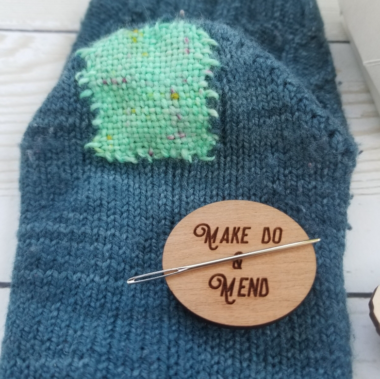 Make Do and Mend Magnetic Needle Minder