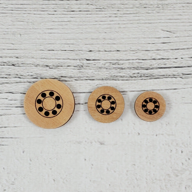 8 Hole Stitchable Buttons